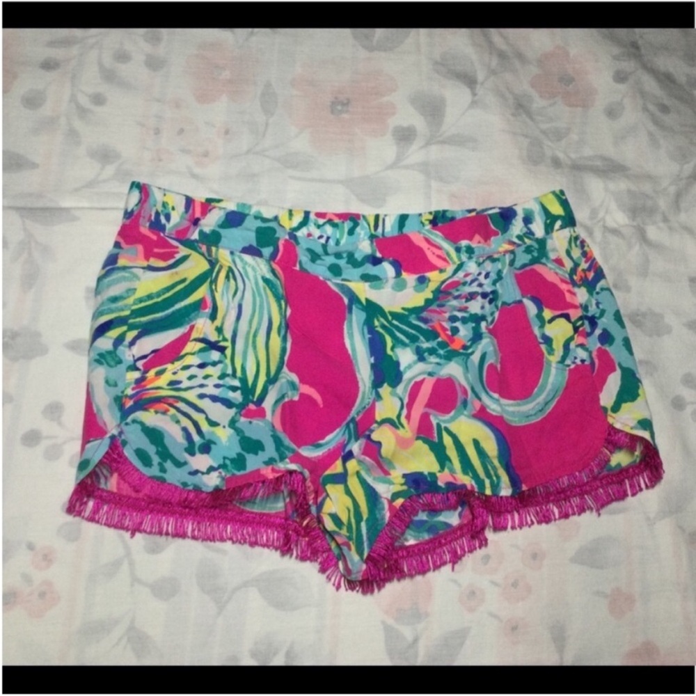 Lilly Pulitzer Shorts Medium